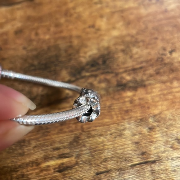 Pandora bracelet with charms - Picture 3 of 3